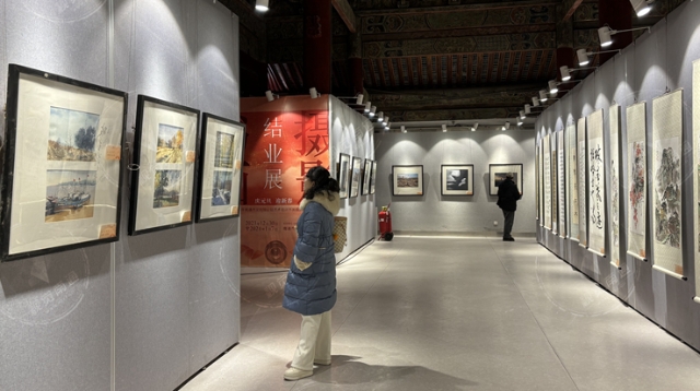 視頻 | 2023年南通市文化館書畫,、攝影班結(jié)業(yè)展正在展出