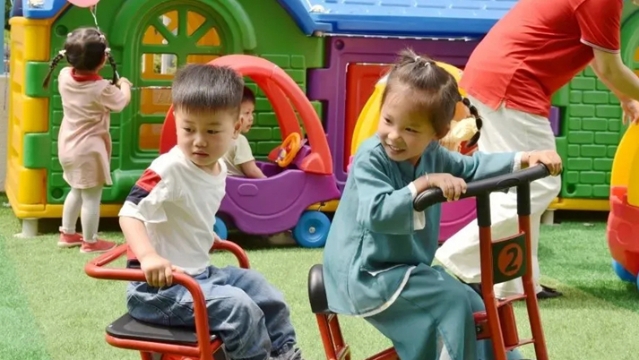 為職工子女提供優(yōu)質(zhì)早教,、保健服務(wù) 海門(mén)區(qū)人民醫(yī)院獲“全國(guó)愛(ài)心托育用人單位”稱(chēng)號(hào)